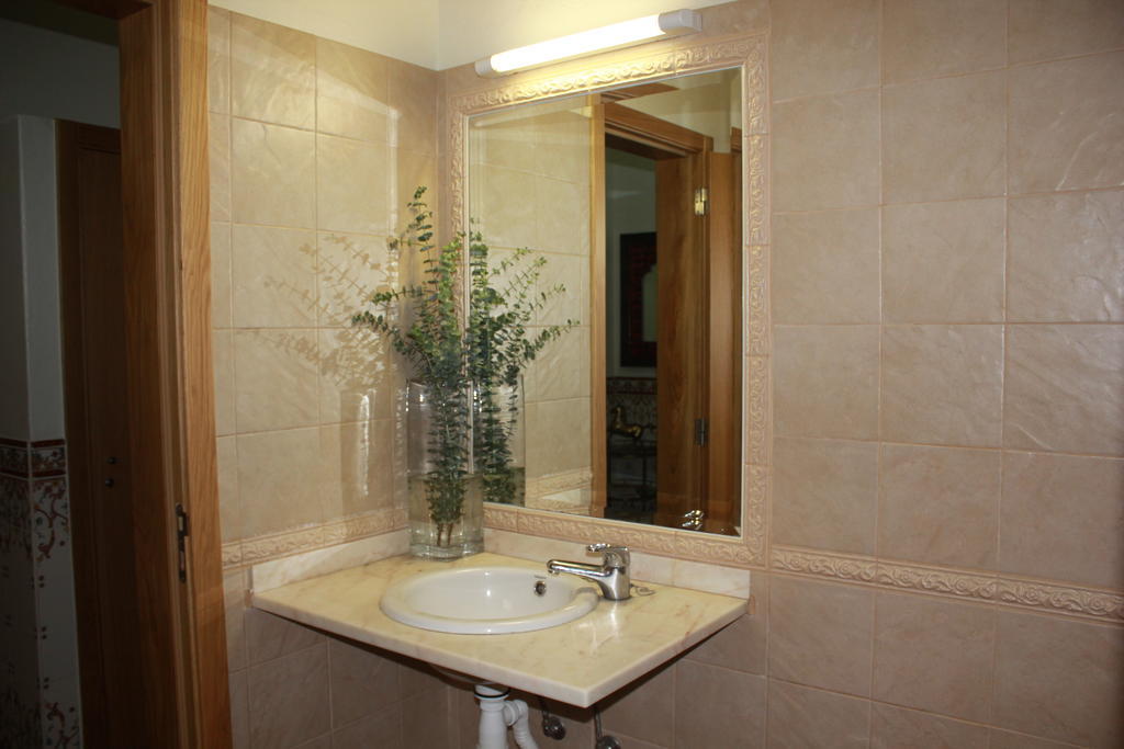 Angela Guest House Lagos Szoba fotó