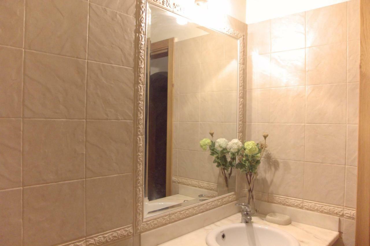Angela Guest House Lagos Kültér fotó